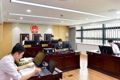 小唐、小吴明知向暖锅内小便会污染